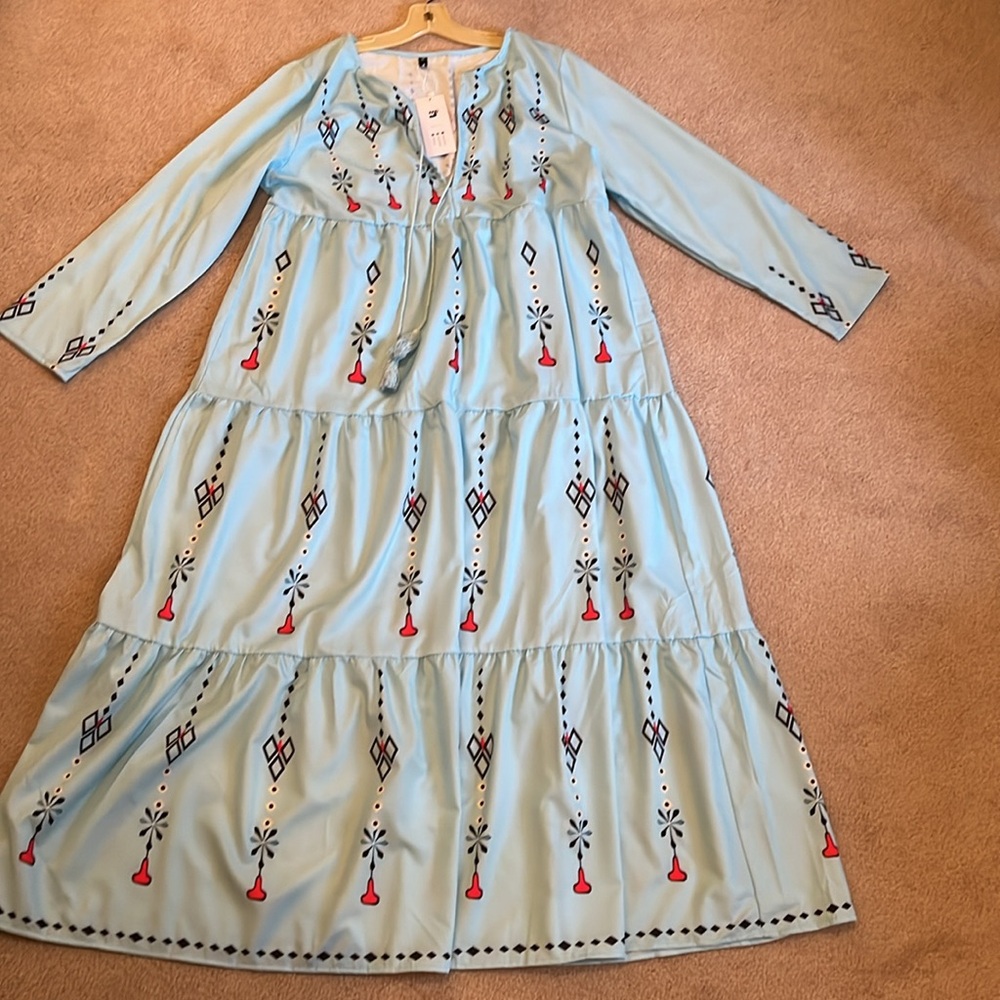 NWT Maxi dress, light blue/aqua, long sleeves, v-neck w/tassels, 3X, runs small - Picture 9 of 14